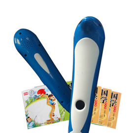As crianças do golfinho que aprendem a pena apoiam o verde azul do cartão do MP3/jogo/TF